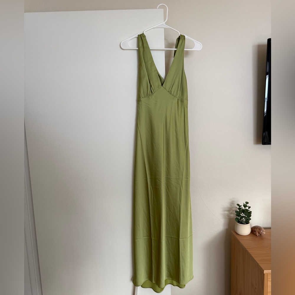 Abercrombie & Fitch Green Plunge Cowl Back Maxi Dress